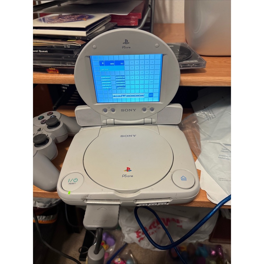 Sony PSone Console Bundle with Official 5-in LCD Screen SCPH-101 Gray DualShock